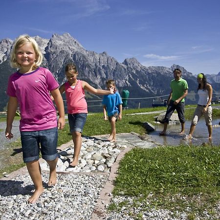 Hotel Bacher Asitzstubn Leogang Luaran gambar